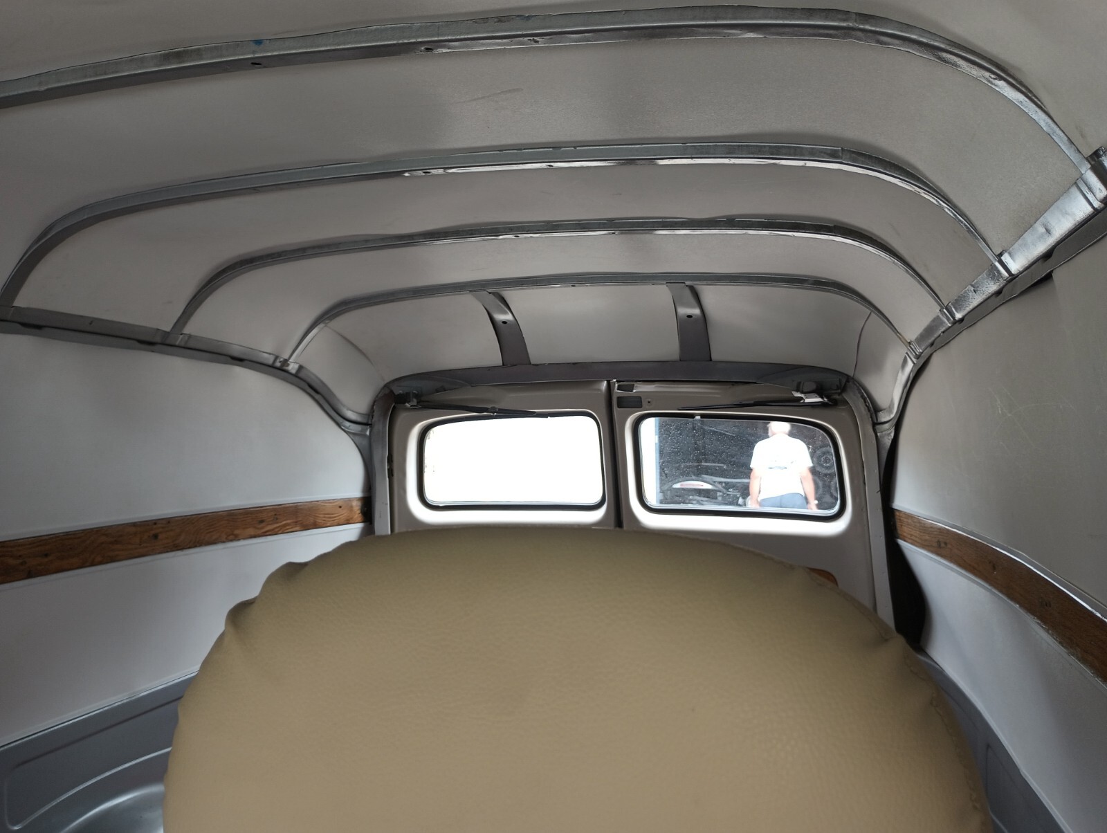 Chevrolet-3100-Panel-Delivery-Truck-1949-Truck-14
