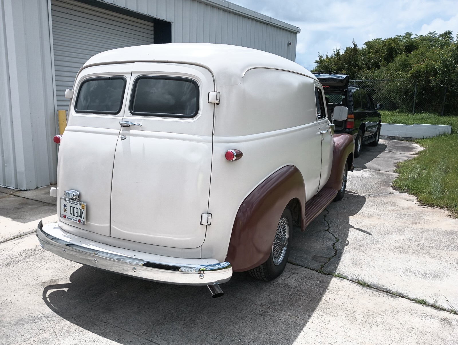 Chevrolet-3100-Panel-Delivery-Truck-1949-Truck-3