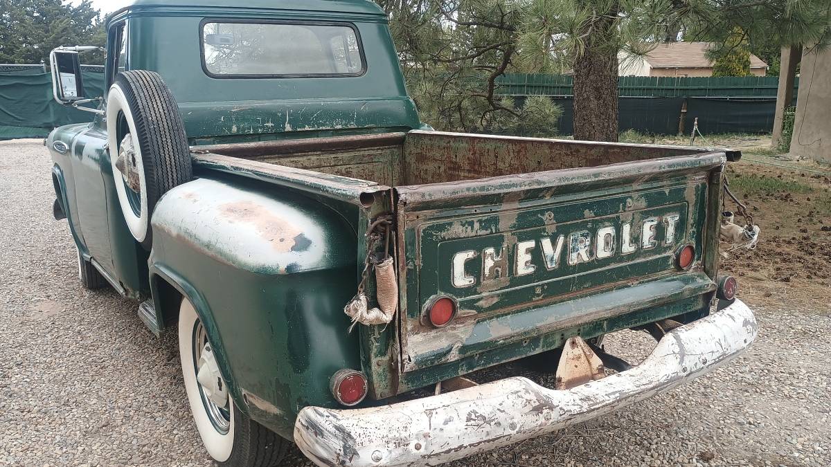 Chevrolet-3100-truck-1957-16