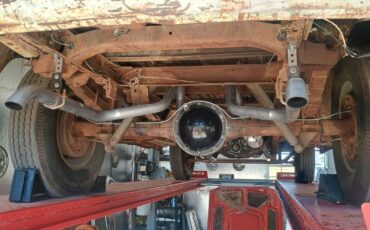 Chevrolet-3100-truck-1957-19