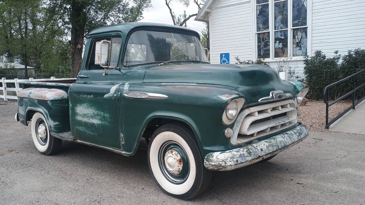 Chevrolet-3100-truck-1957-2