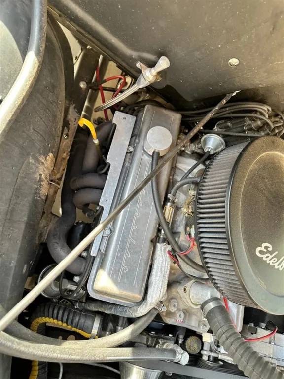 Chevrolet-3600-1953-black-23