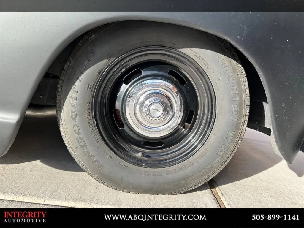 Chevrolet-3600-1953-black-9