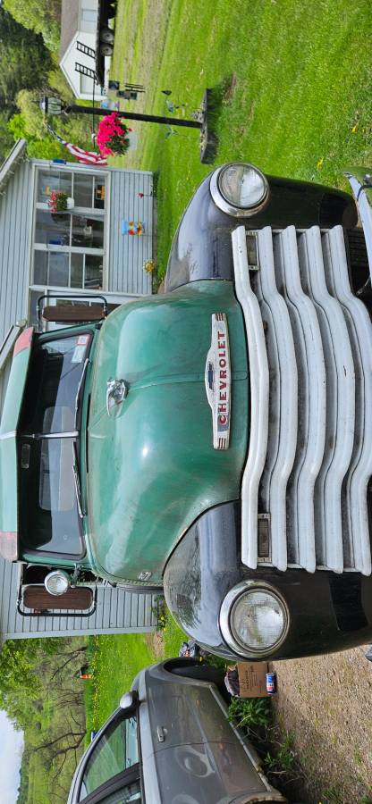 Chevrolet-3600-1953-green-2