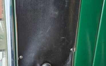 Chevrolet-3600-1953-green-7