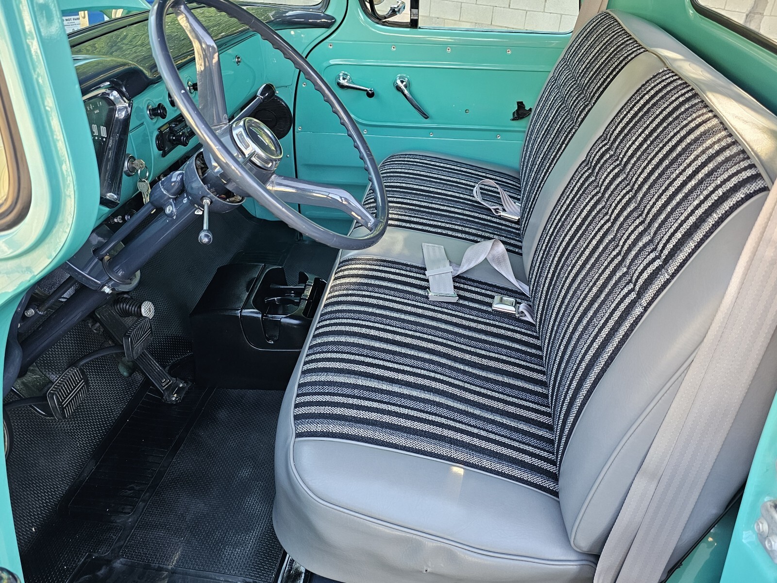 Chevrolet-Apache-1959-37