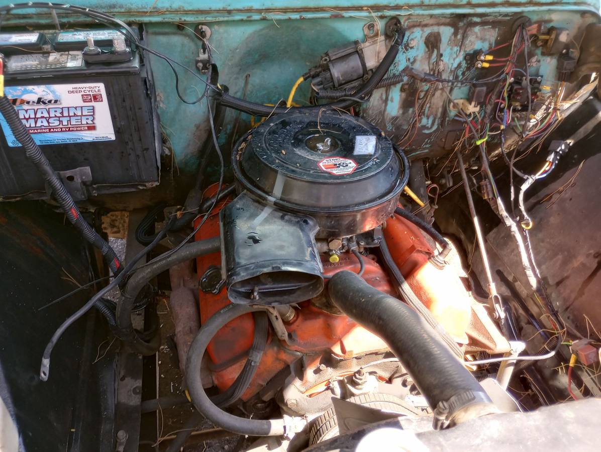 Chevrolet-Apache-32-1958-blue-11