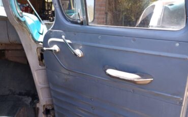 Chevrolet-Apache-32-1958-blue-12