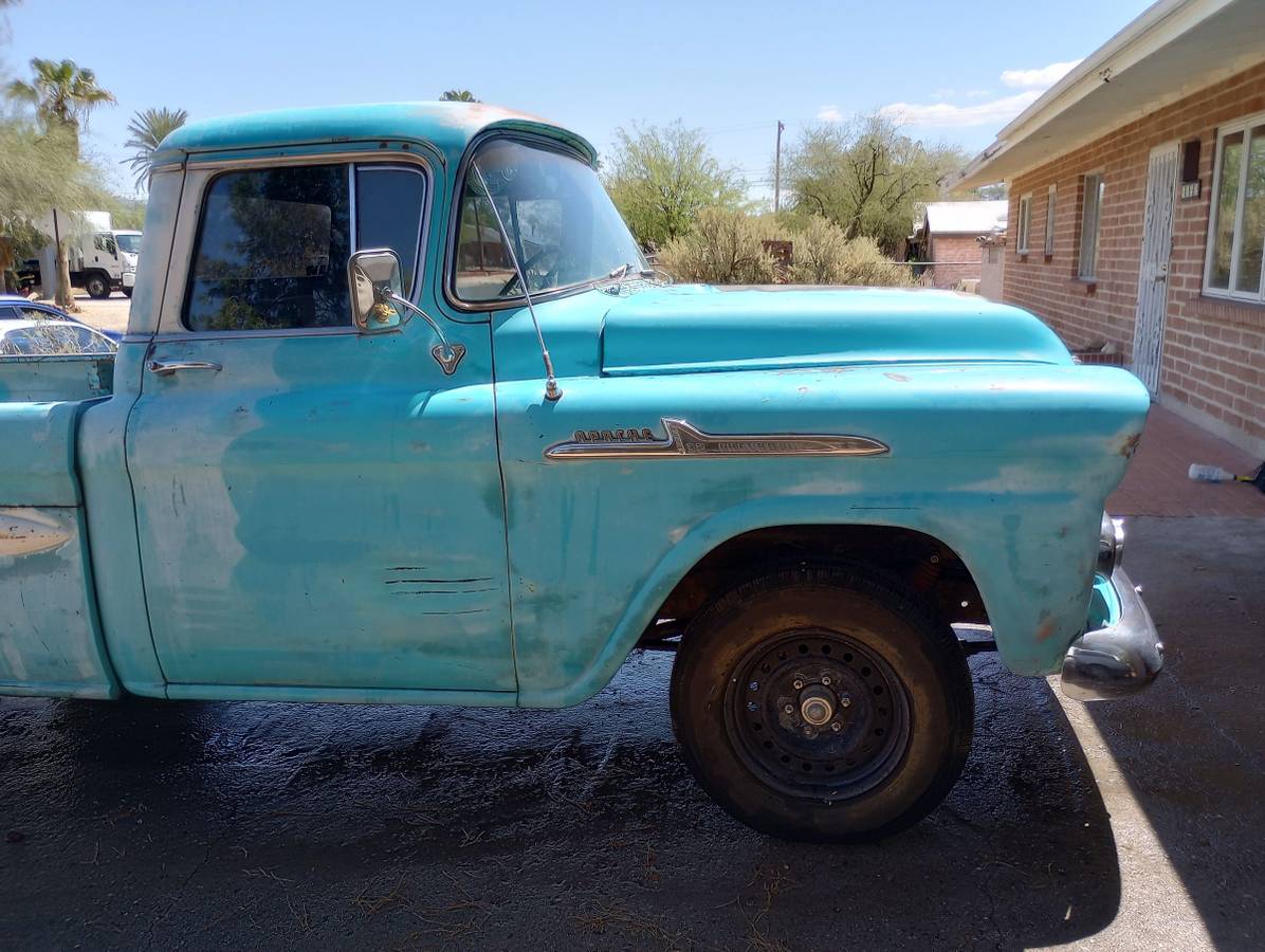Chevrolet-Apache-32-1958-blue-17