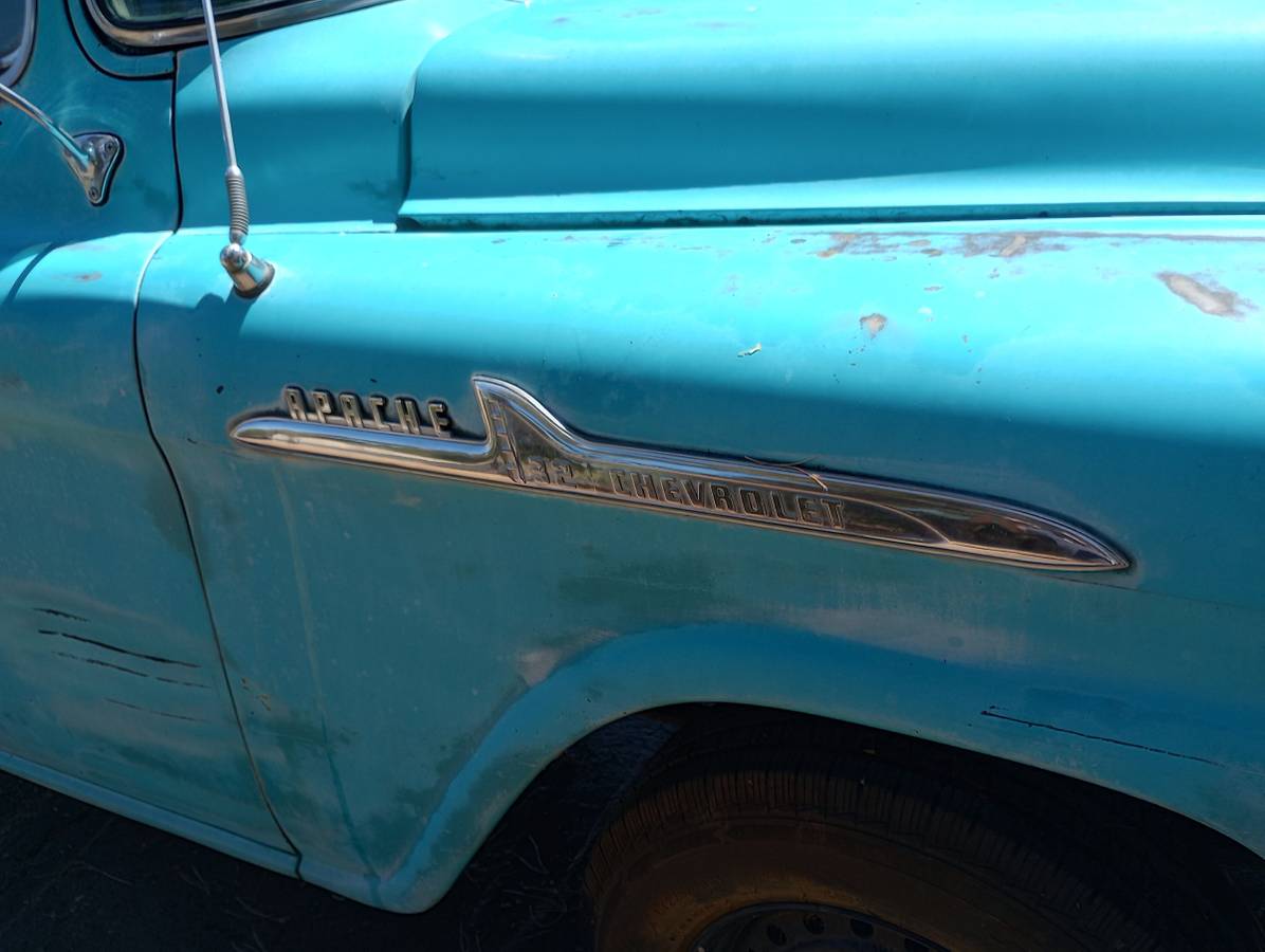 Chevrolet-Apache-32-1958-blue-6