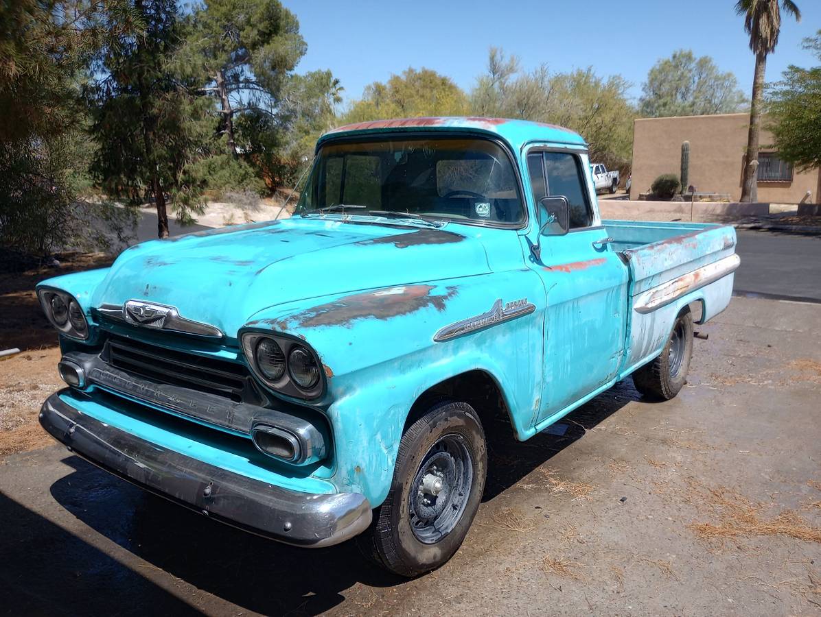 Chevrolet-Apache-32-1958-blue