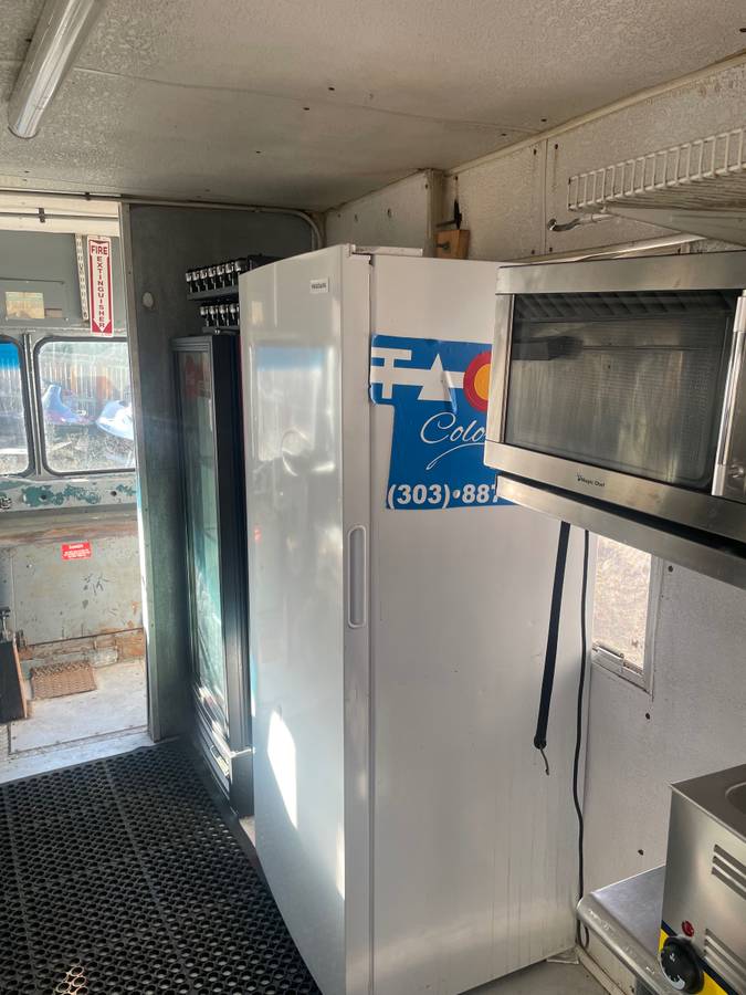 Chevrolet-Apv-cargo-diesel-1979-blue-17