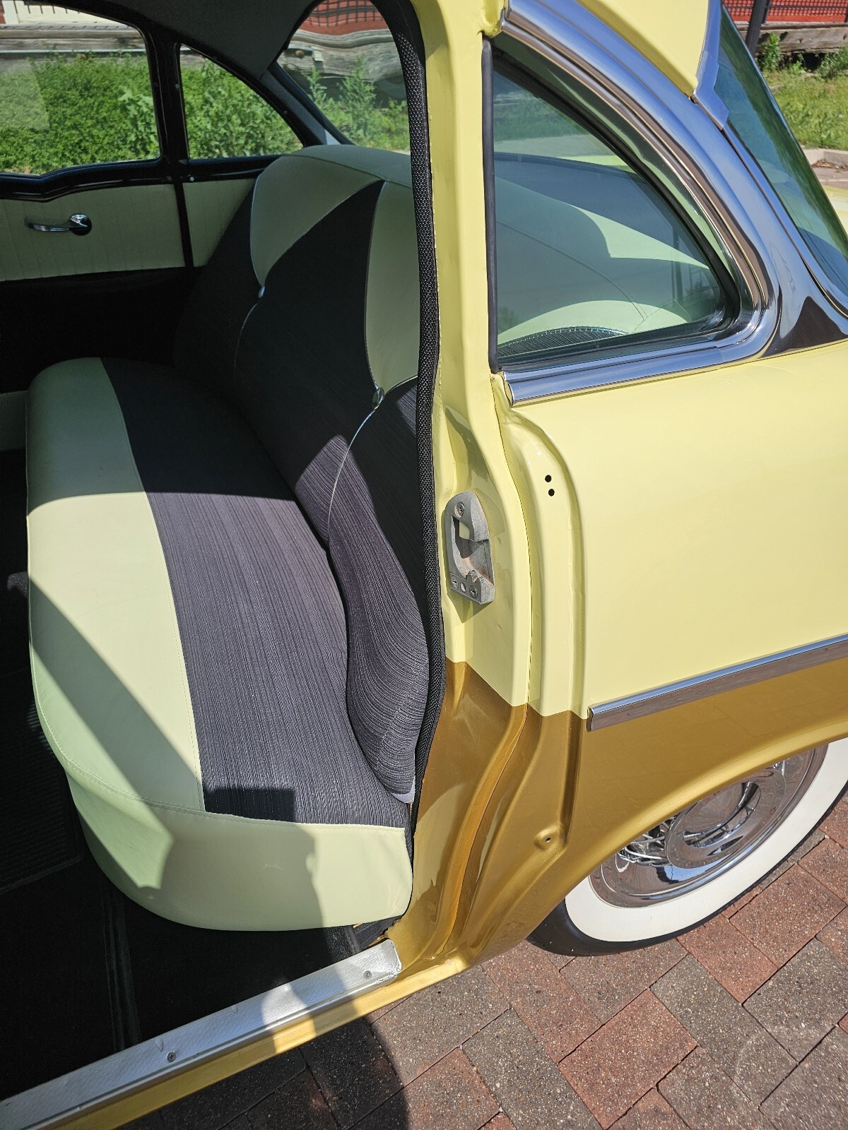 Chevrolet-Bel-Air-1956-12