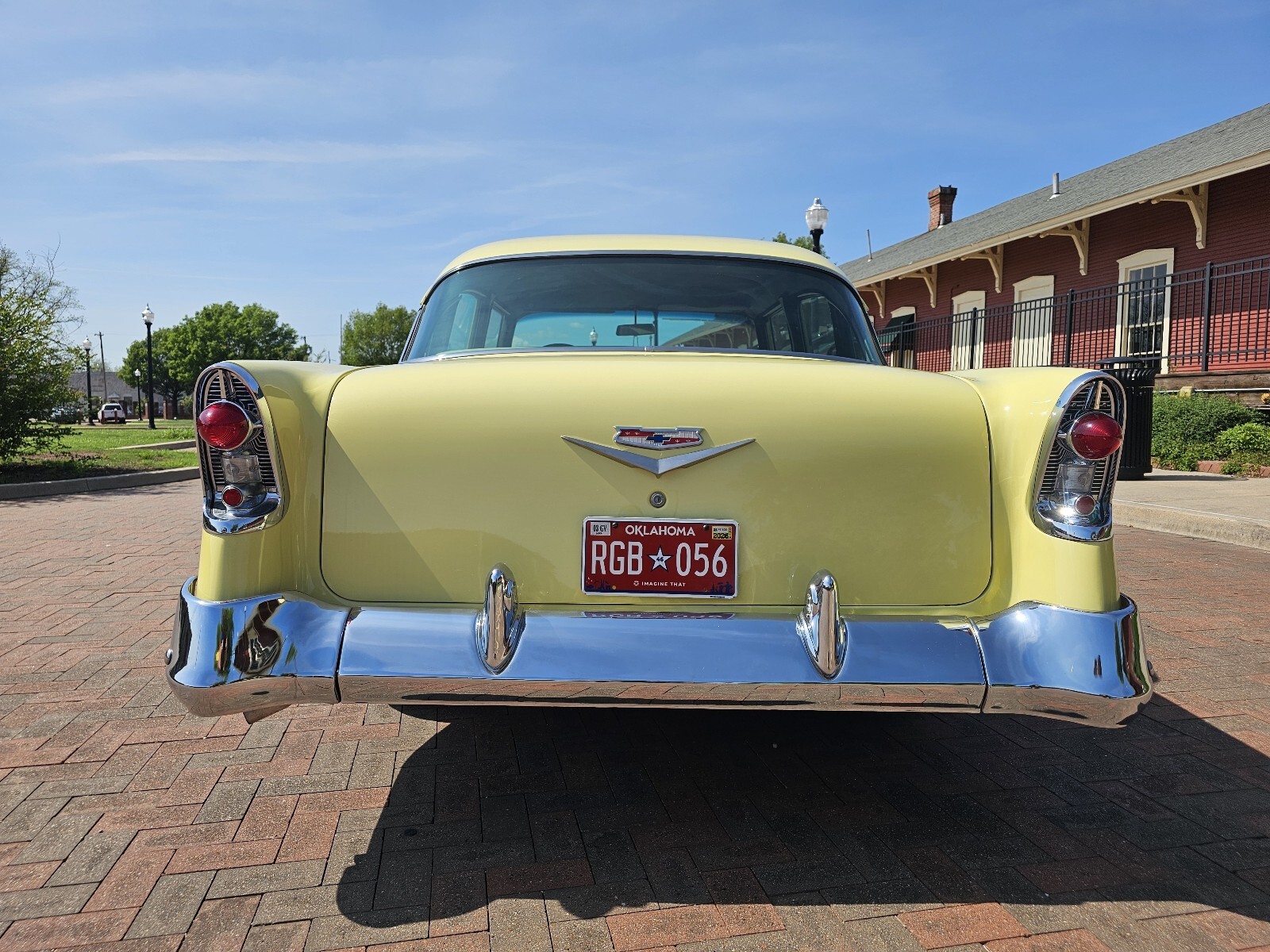 Chevrolet-Bel-Air-1956-2