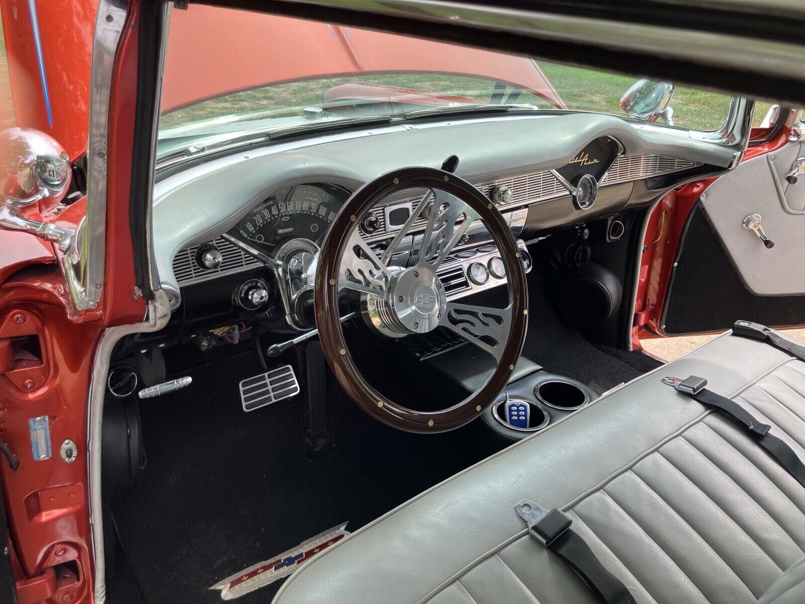 Chevrolet-Bel-Air-1956-8