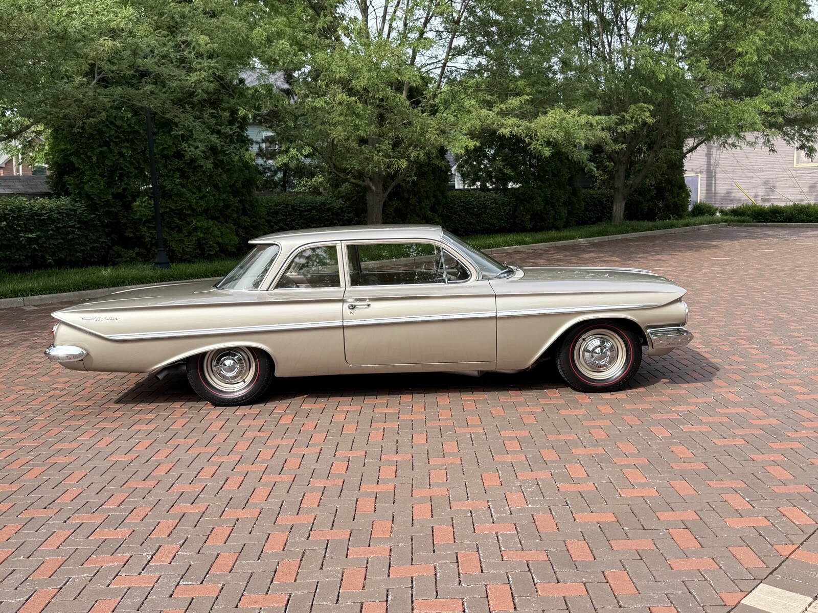 Chevrolet-Bel-Air-1961-1