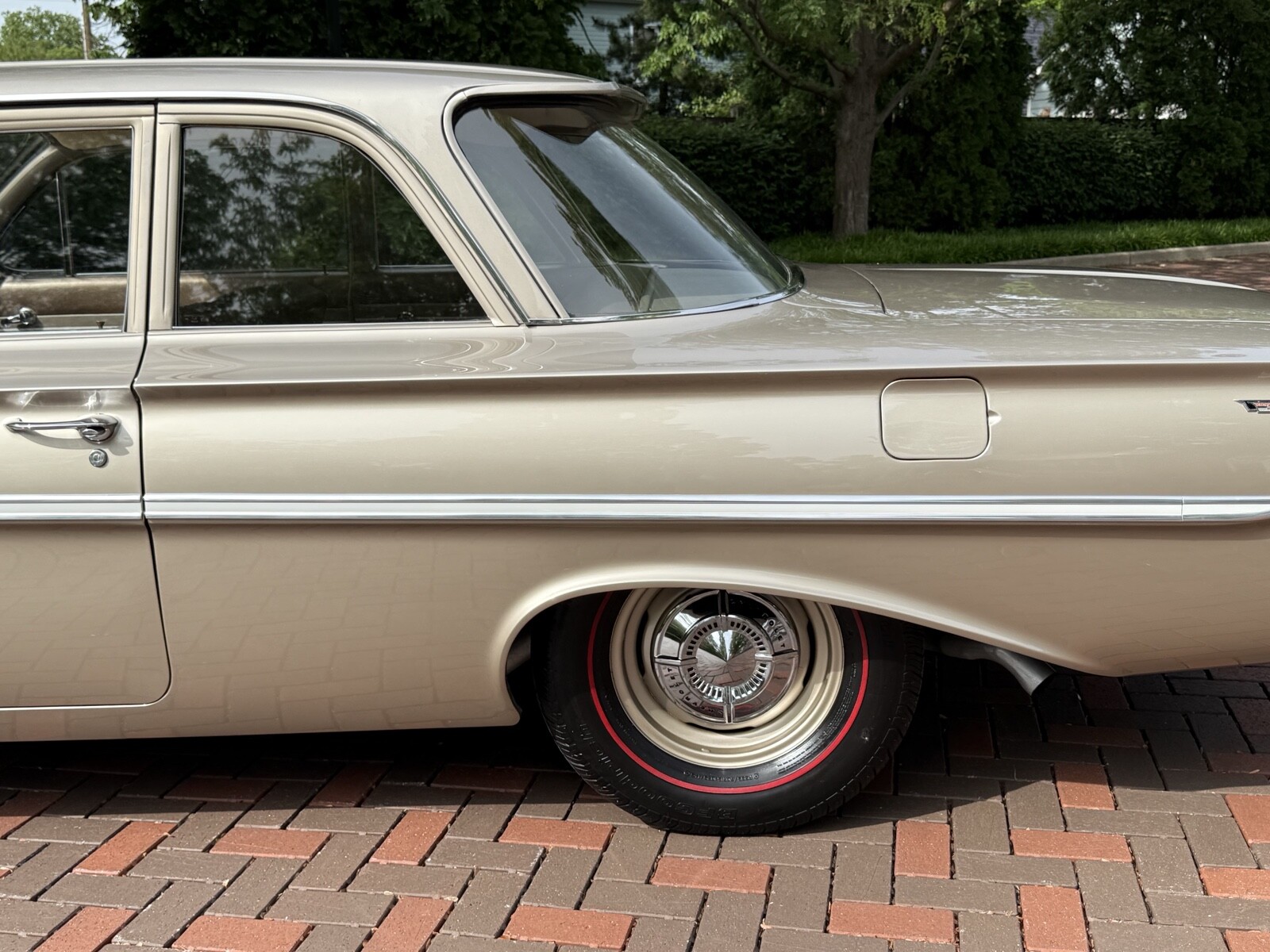 Chevrolet-Bel-Air-1961-10