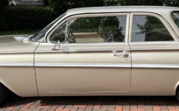 Chevrolet-Bel-Air-1961-12