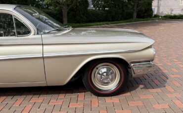 Chevrolet-Bel-Air-1961-2