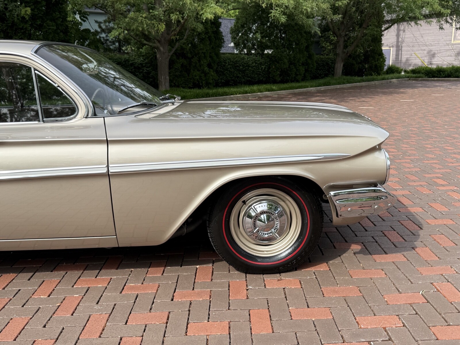 Chevrolet-Bel-Air-1961-2