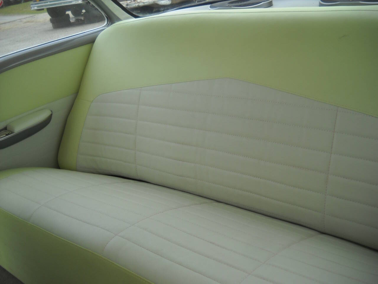 Chevrolet-Bel-Air150210-1956-Sedan-10