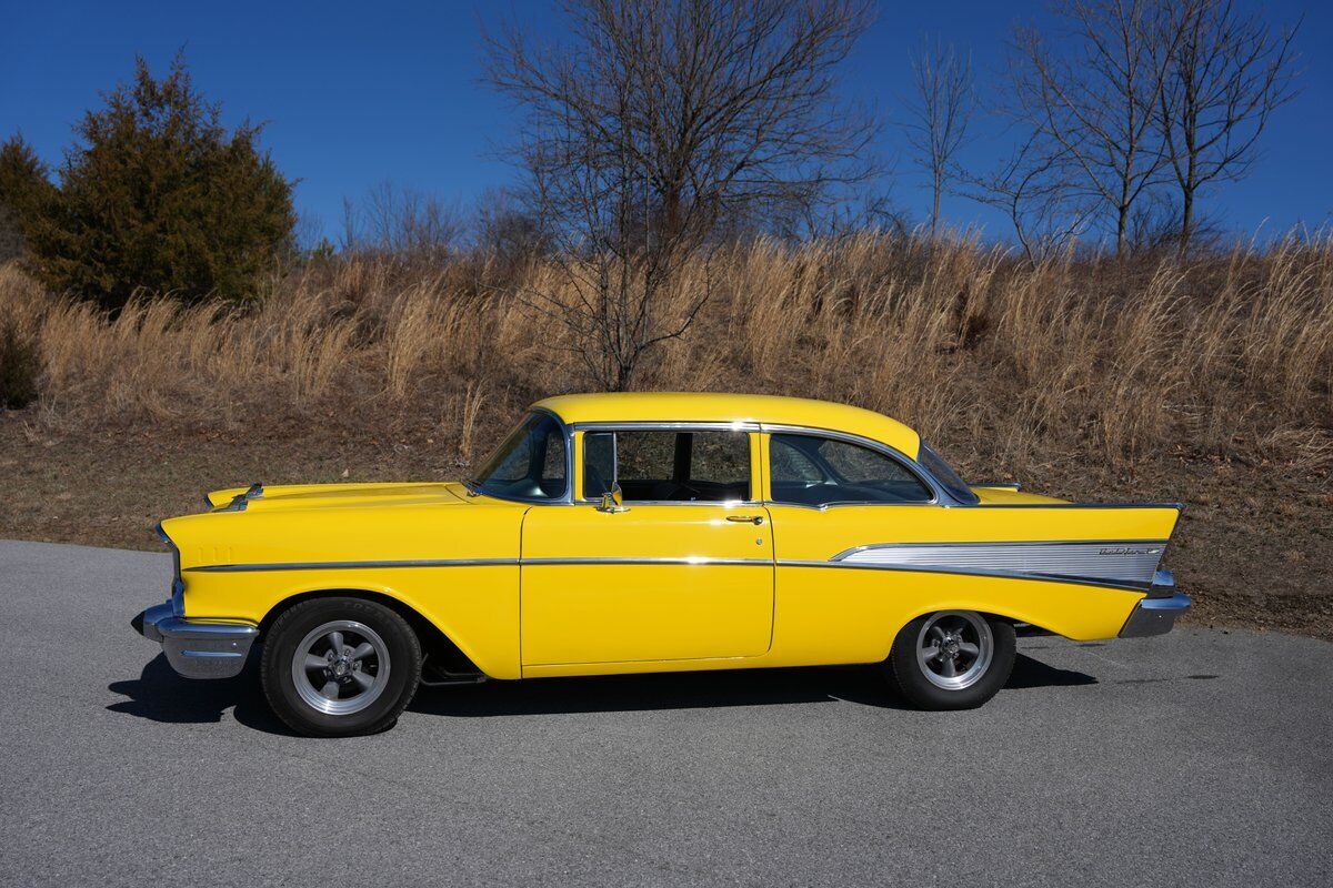 Chevrolet-Bel-Air150210-1957-Sedan-15