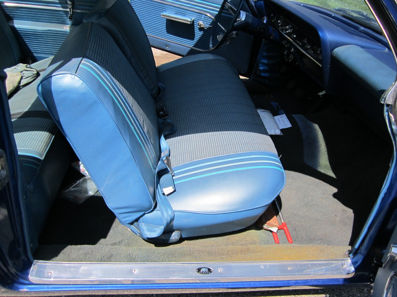 Chevrolet-Bel-Air150210-1961-2-Door-14