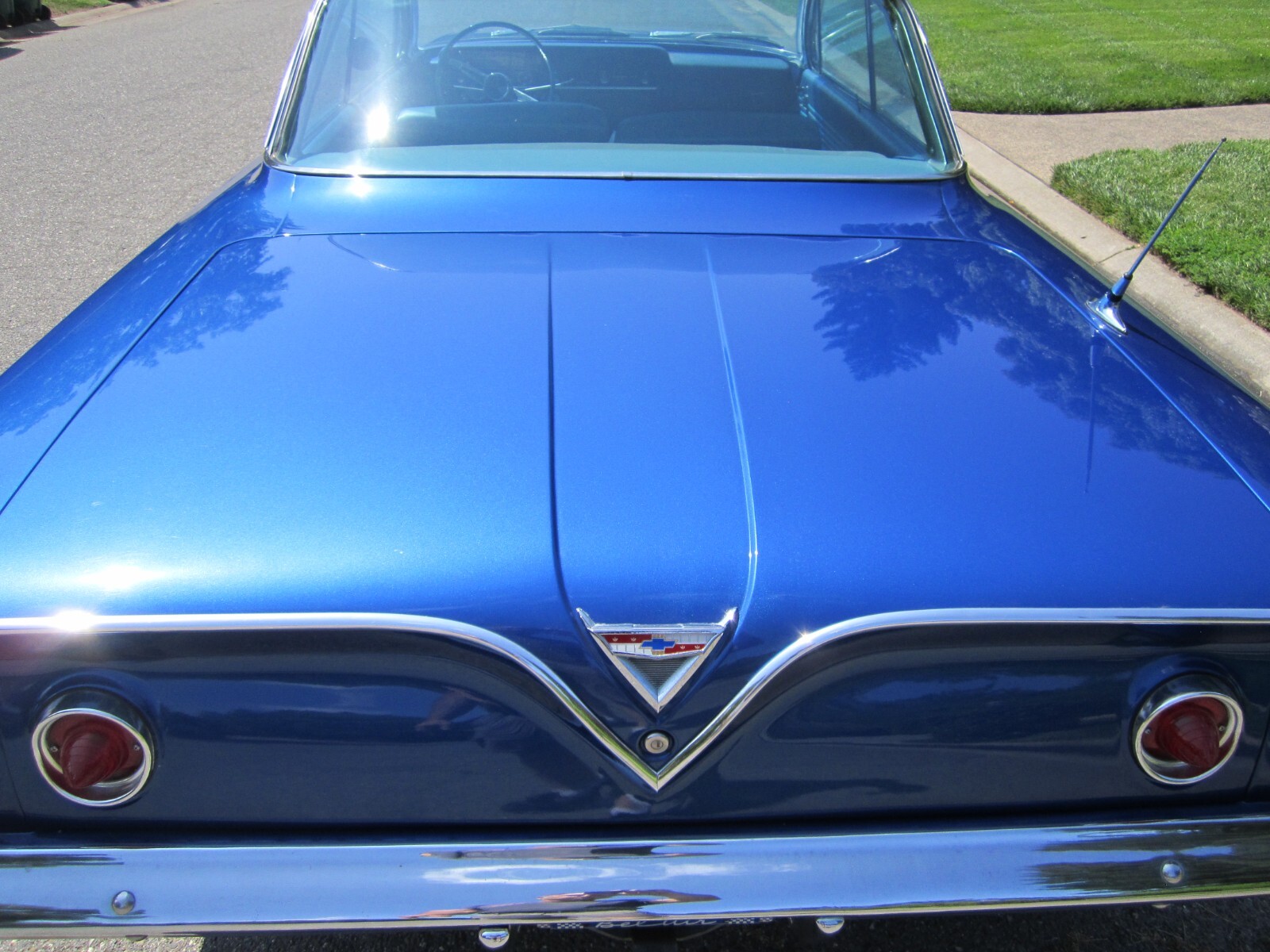 Chevrolet-Bel-Air150210-1961-2-Door-4