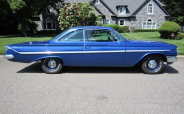 Chevrolet-Bel-Air150210-1961-2-Door-7
