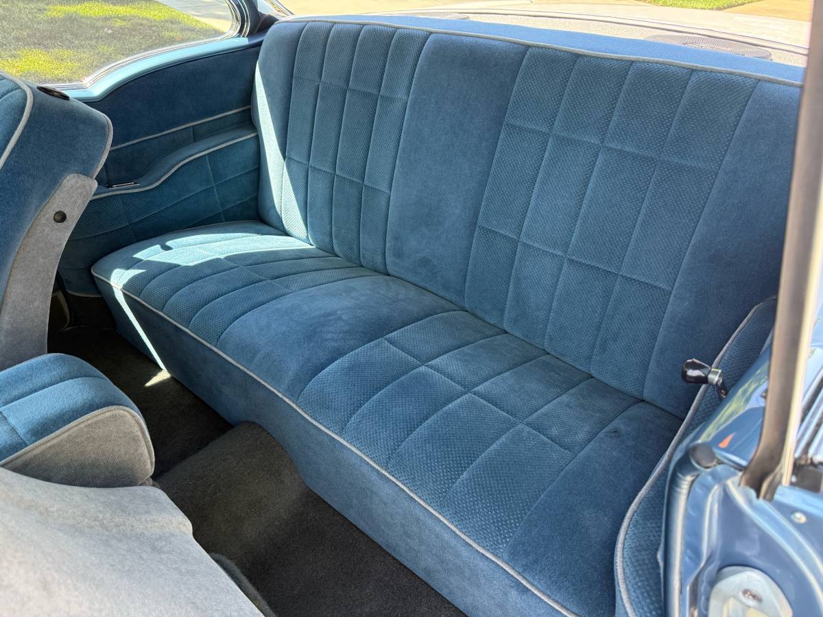 Chevrolet-Bel-air-1955-blue-17