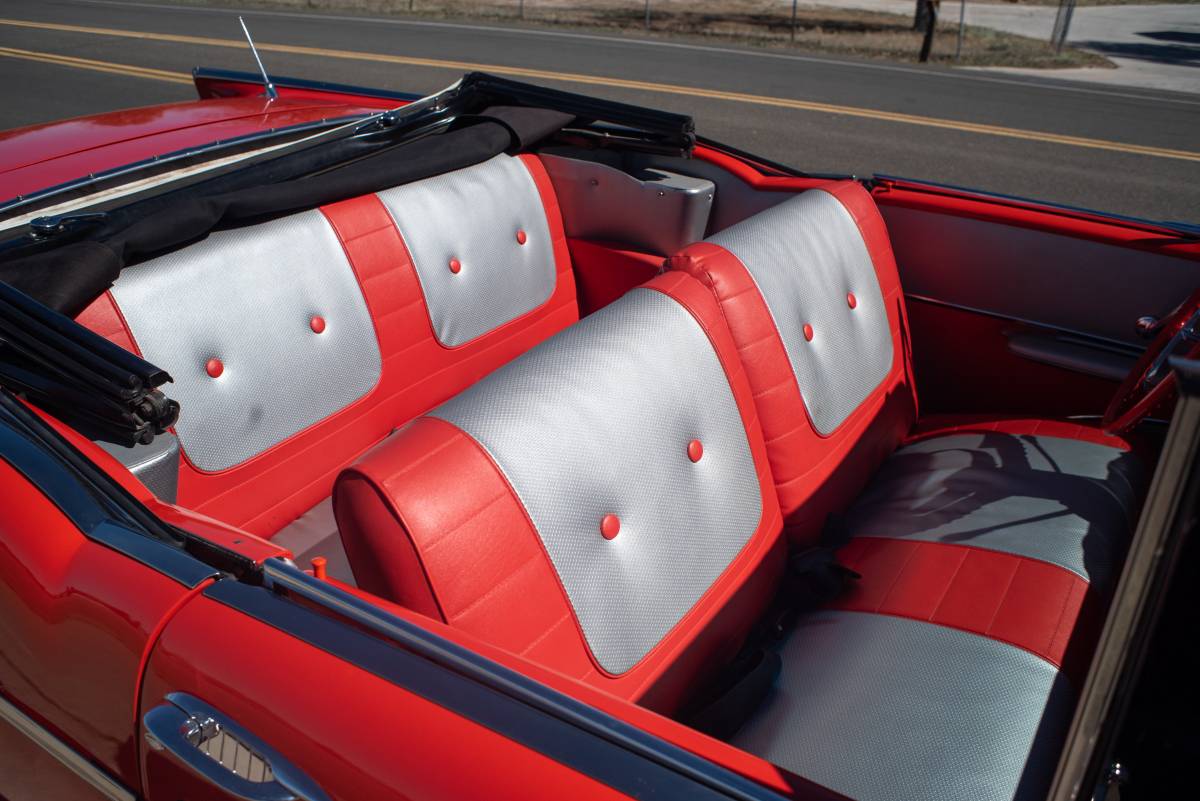 Chevrolet-Bel-air-convertible-1957-red-9