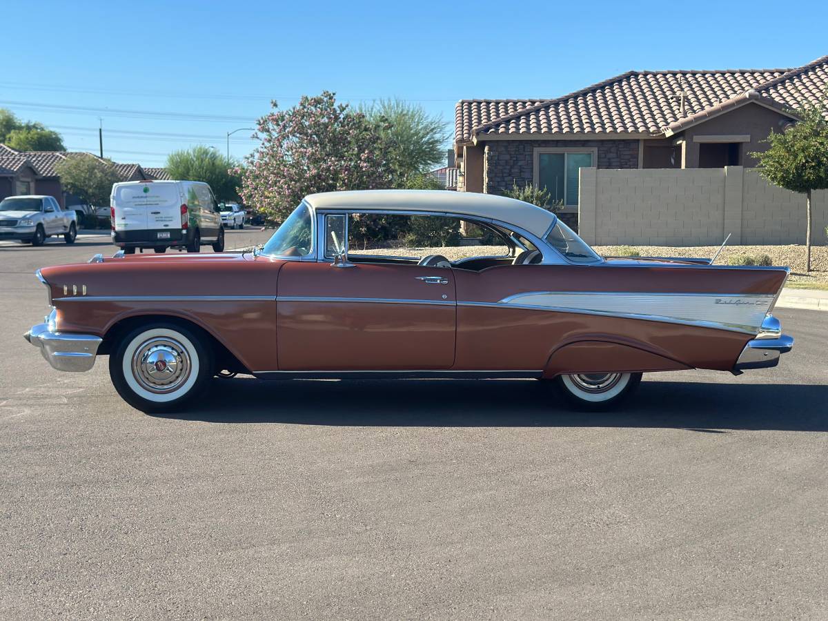Chevrolet-Belair-1957-5