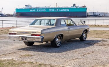 Chevrolet-Biscayne-1966-Coupe-13
