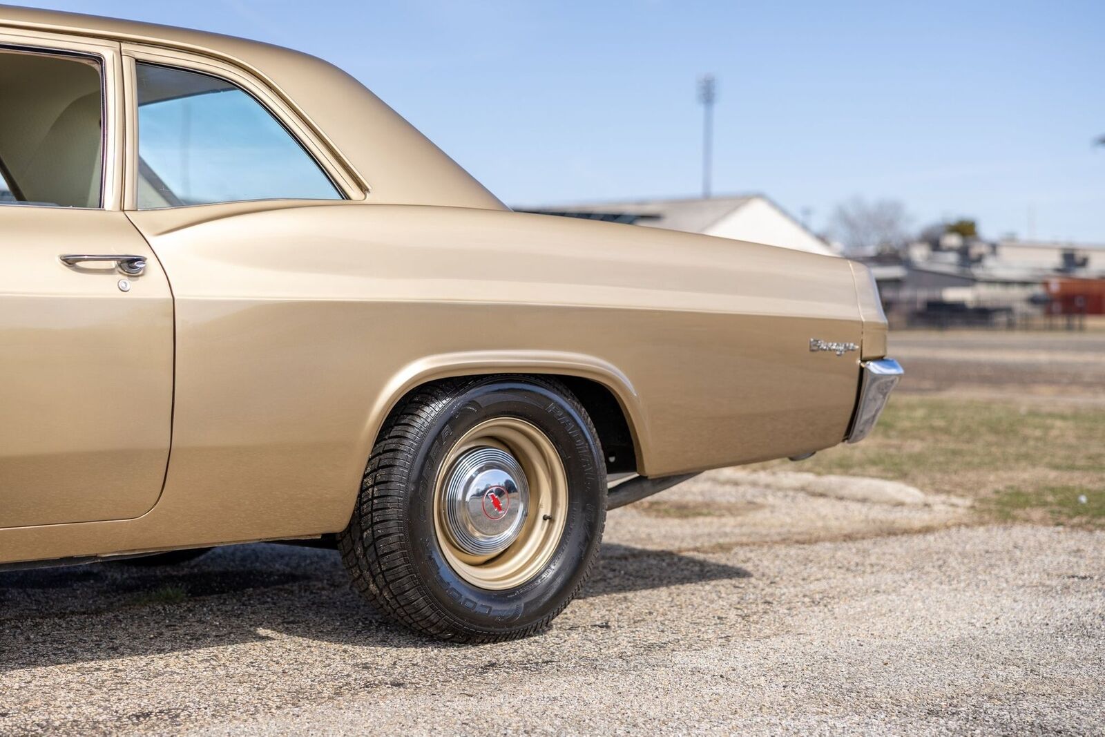 Chevrolet-Biscayne-1966-Coupe-15