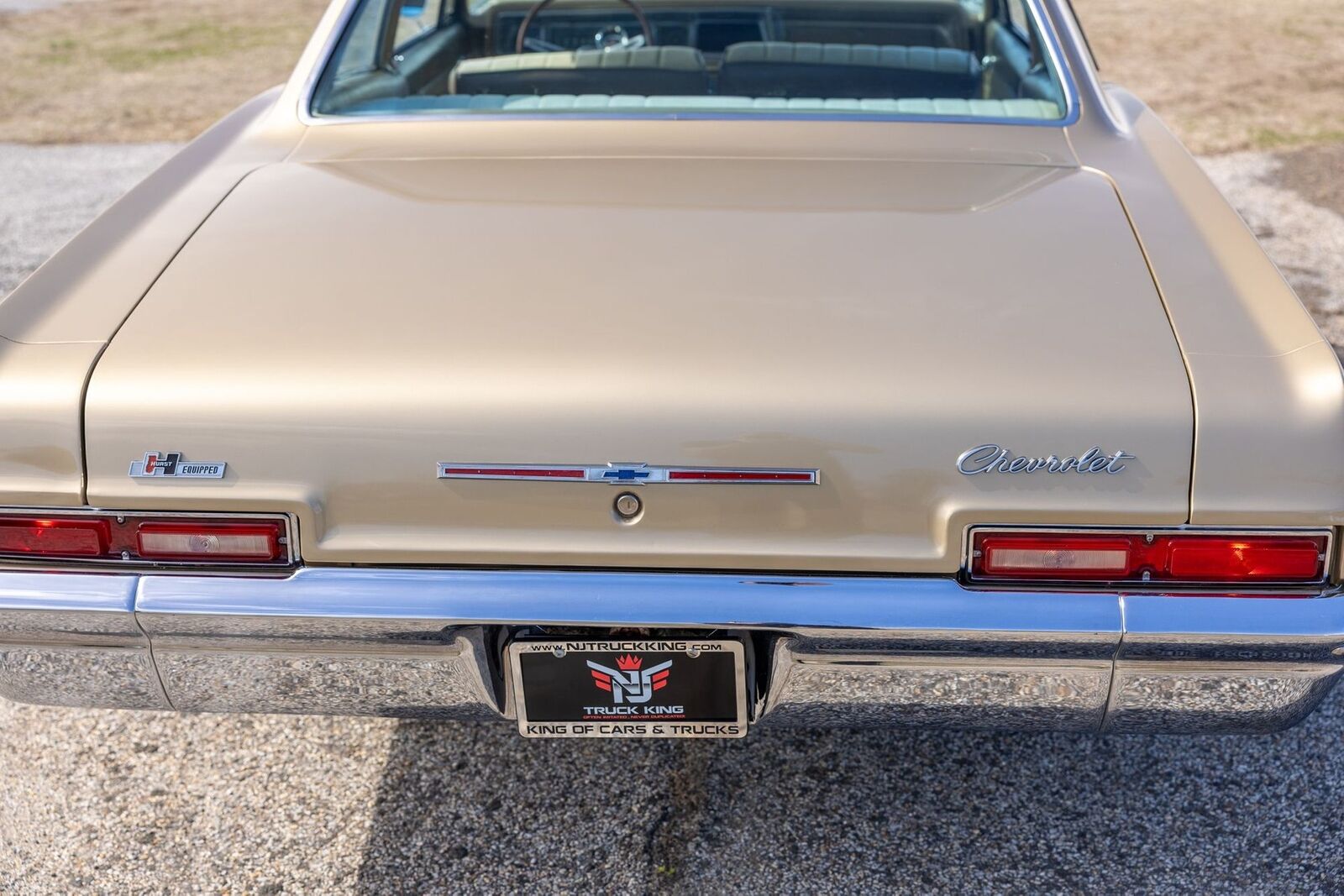 Chevrolet-Biscayne-1966-Coupe-19
