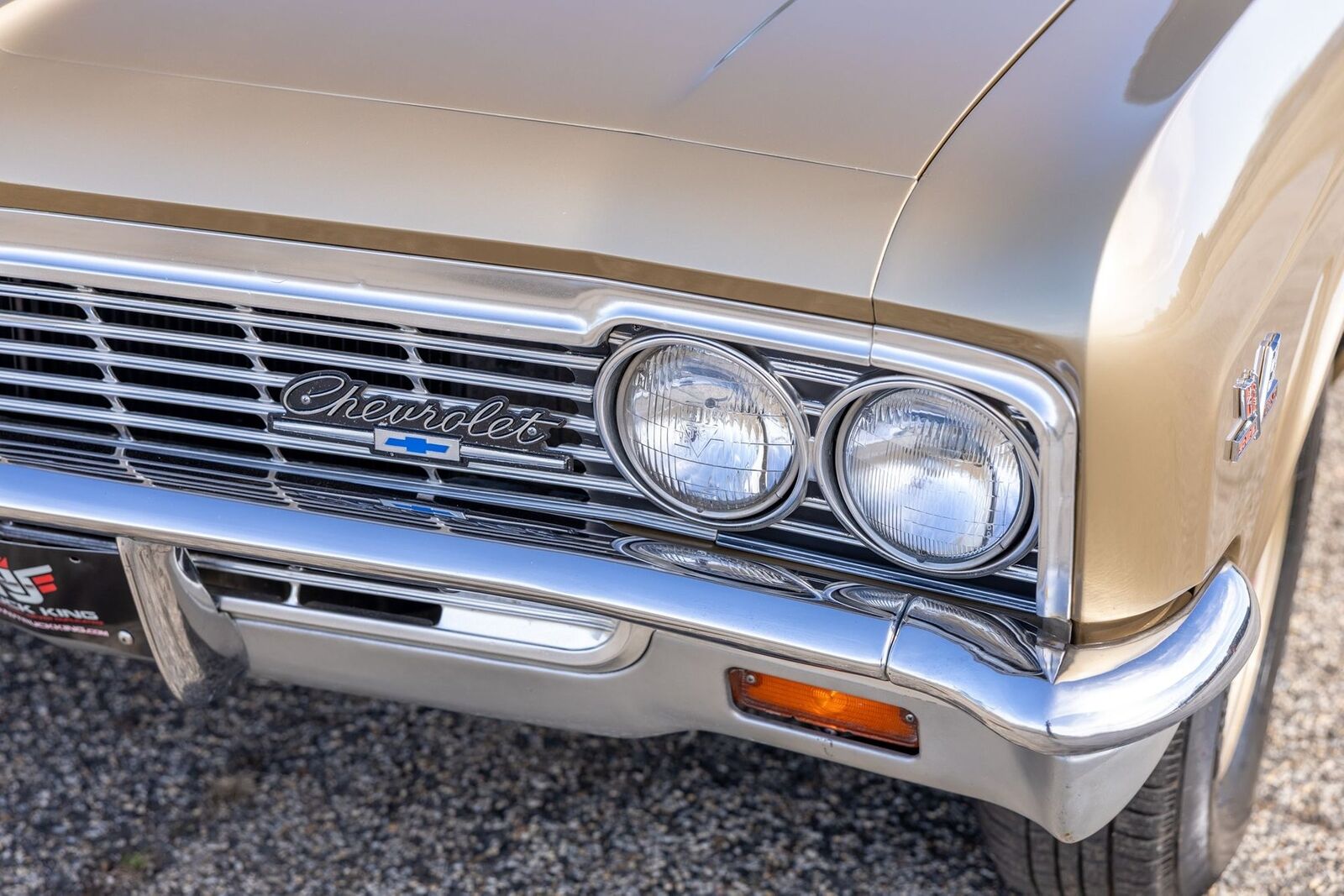 Chevrolet-Biscayne-1966-Coupe-24