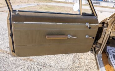 Chevrolet-Biscayne-1966-Coupe-29
