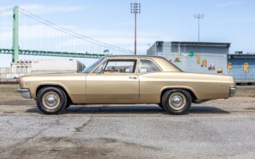 Chevrolet-Biscayne-1966-Coupe-9