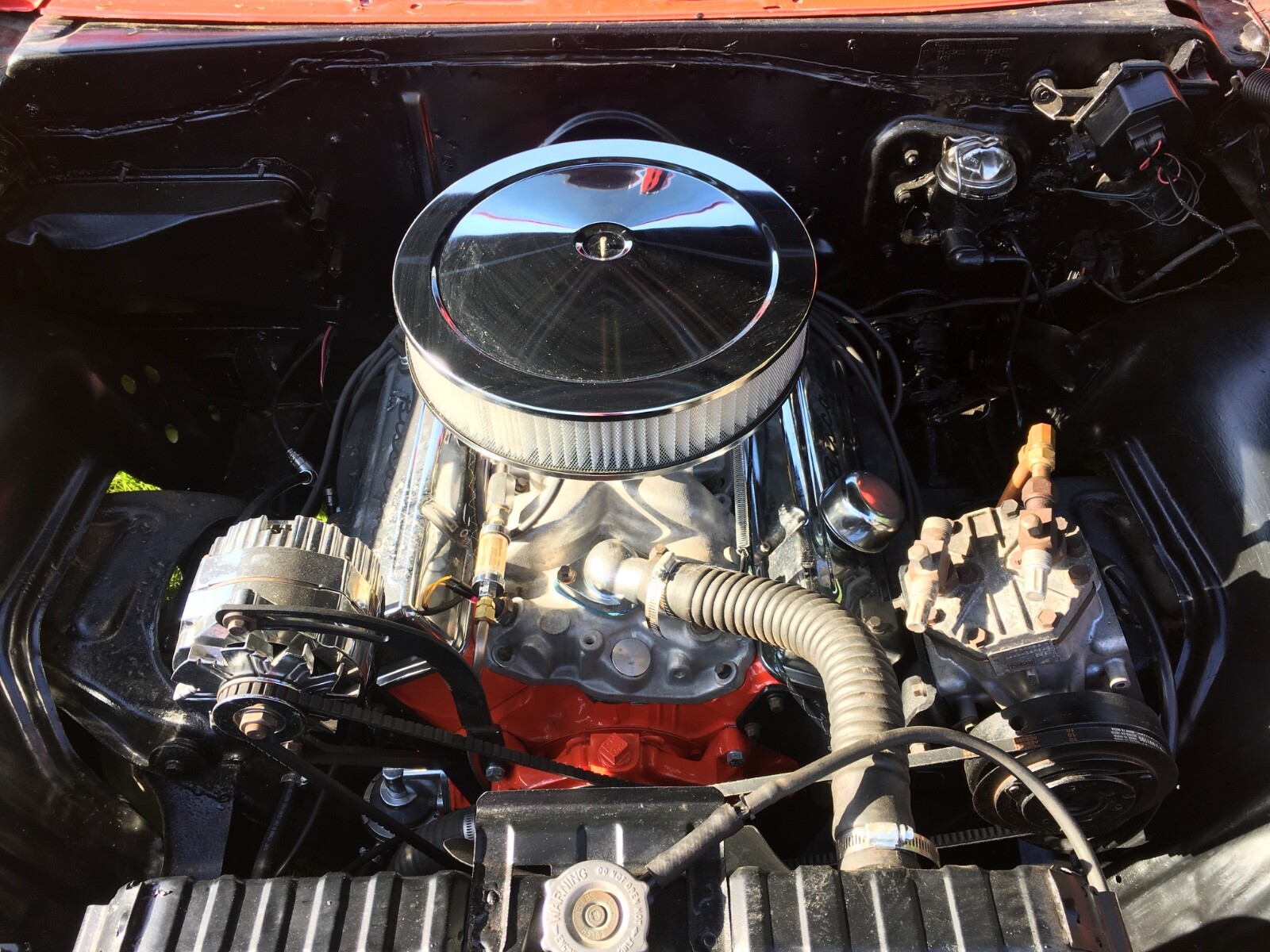 Chevrolet-Biscayne-1966-Sedan-10