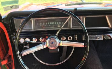 Chevrolet-Biscayne-1966-Sedan-13