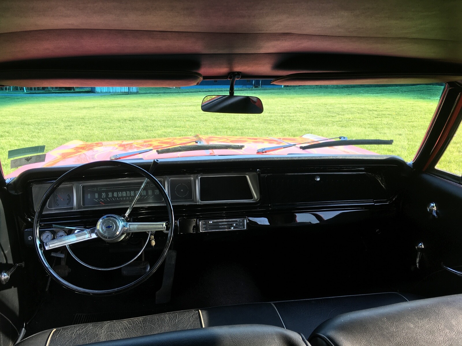 Chevrolet-Biscayne-1966-Sedan-14