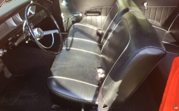 Chevrolet-Biscayne-1966-Sedan-24