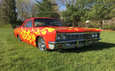 Chevrolet-Biscayne-1966-Sedan-4