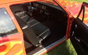 Chevrolet-Biscayne-1966-Sedan-7