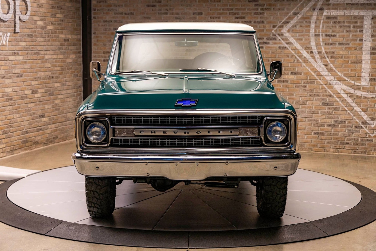 Chevrolet-Blazer-1969-SUV-1