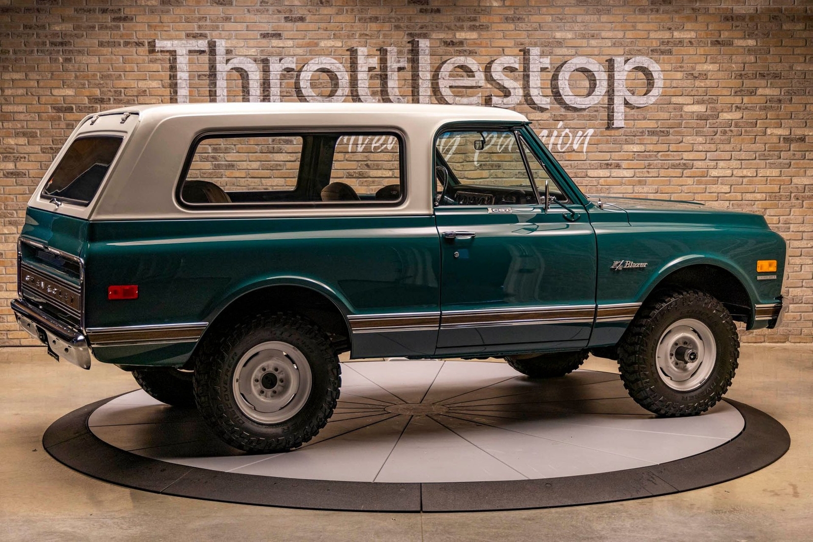Chevrolet-Blazer-1969-SUV-3