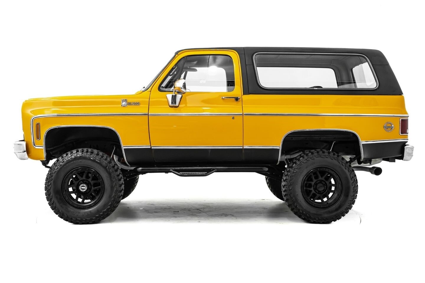 Chevrolet-Blazer-1976-SUV-11