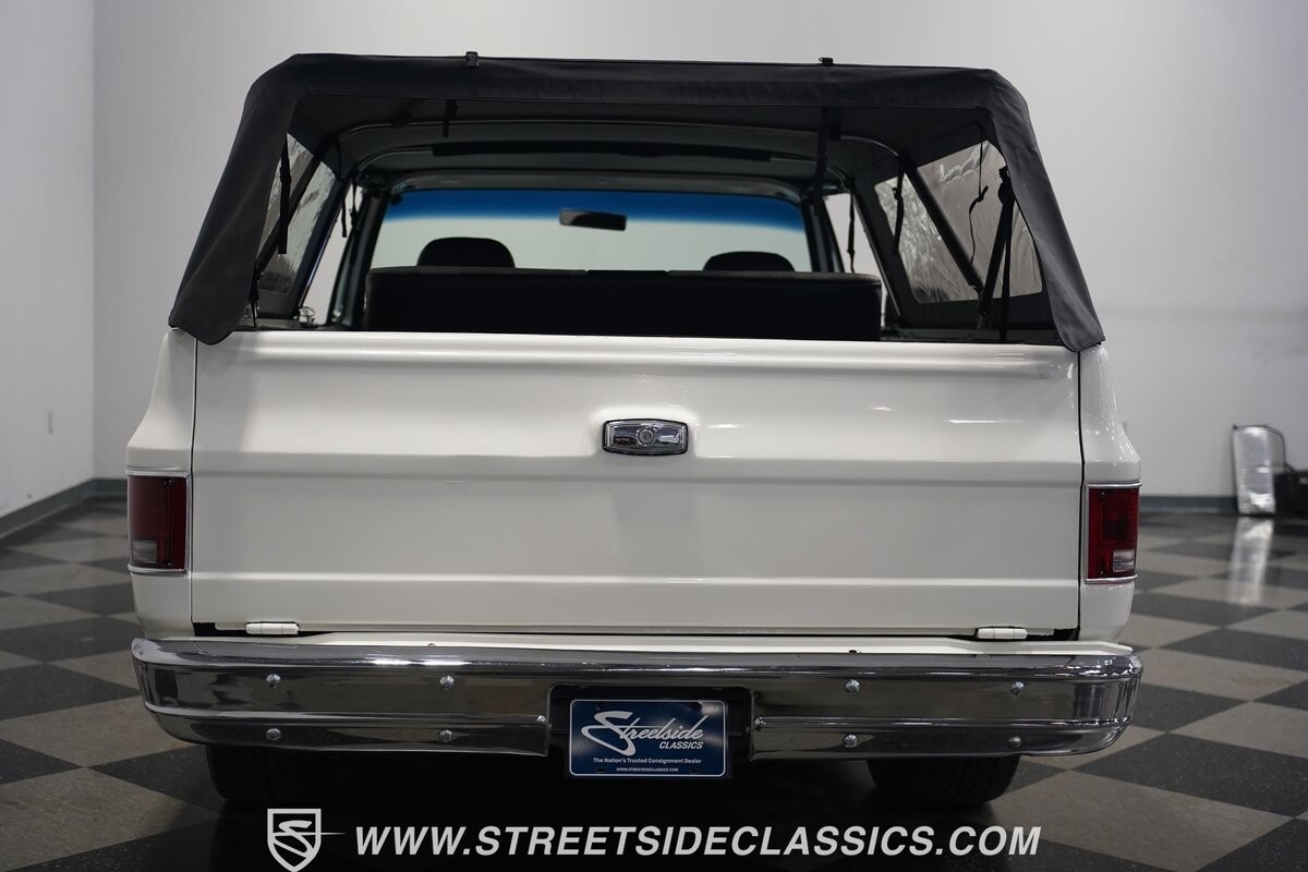 Chevrolet-Blazer-1976-SUV-12