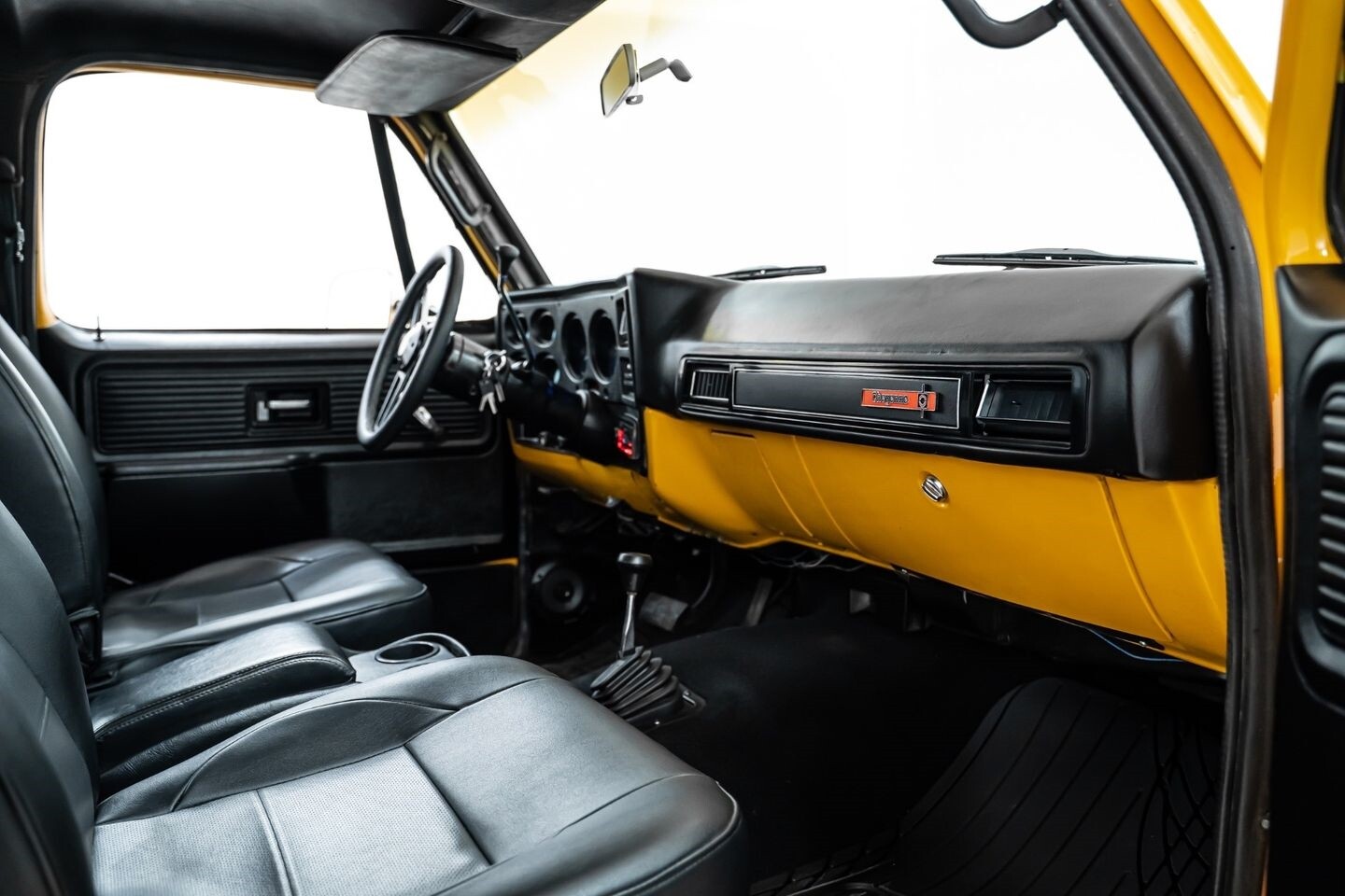Chevrolet-Blazer-1976-SUV-24