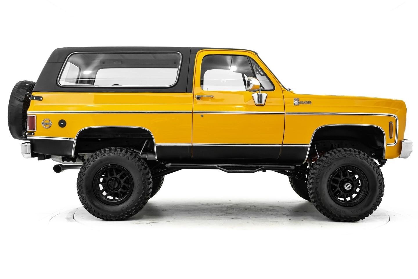 Chevrolet-Blazer-1976-SUV-4